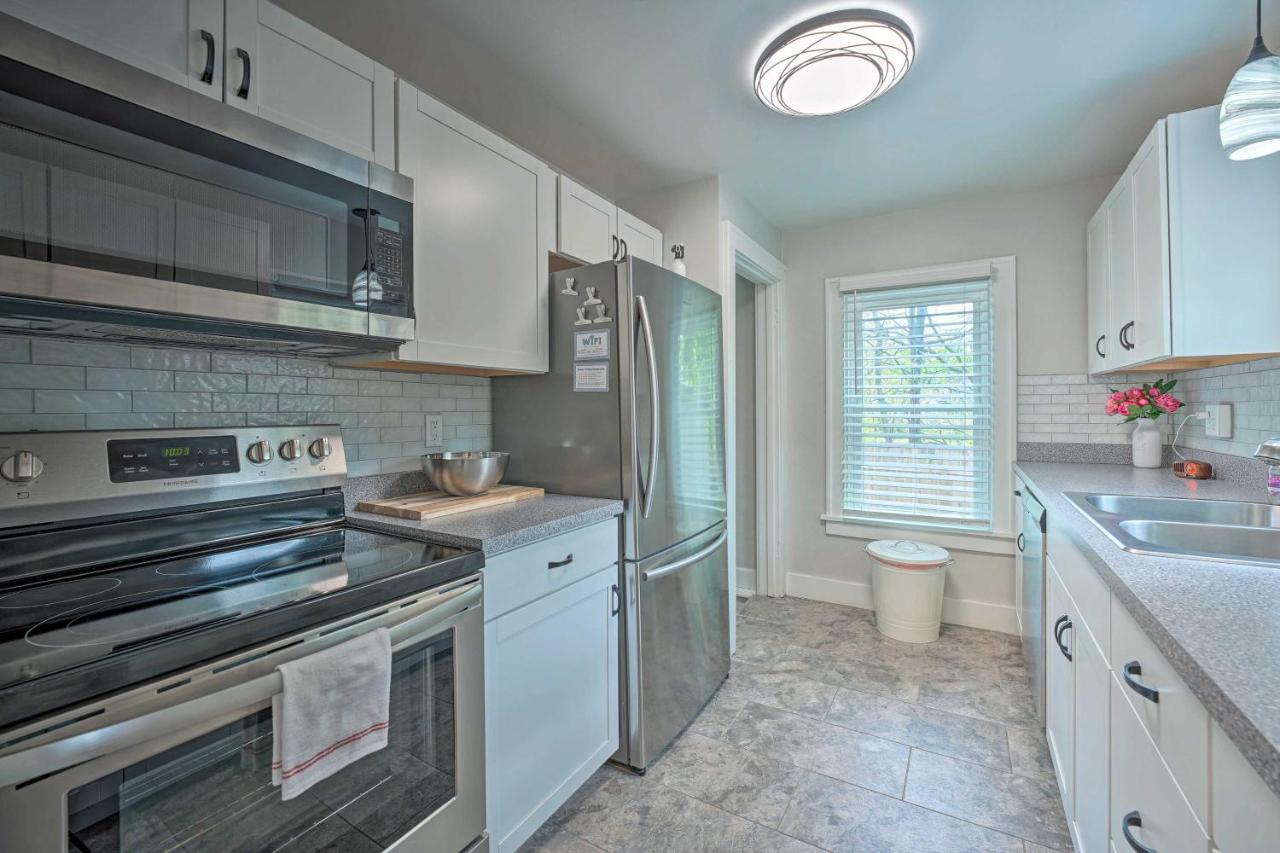 Benton Harbor Gracie Cottage With Hot Tub And Yard! Εξωτερικό φωτογραφία